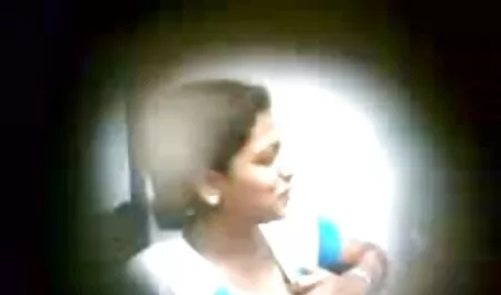 दादाजी की आँखें एक युवा लड़की पर चमकती हैं, जो, इसके अलावा, एक सेक्सी पोशाक पहने हुए है। प्यारी को इस पुराने गोज़ के साथ मज़ा करने का कोई मतलब नहीं बीएफ सेक्सी मूवी एचडी वीडियो है, इसलिए बहुत खुशी के साथ वह अपने छोटे स्तनों और लोचदार गांड को पंजा देती है