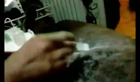 जूते में संचिका प्यारी वेब कैमरा बीएफ सेक्सी मूवी एचडी पर हस्तमैथुन करता है