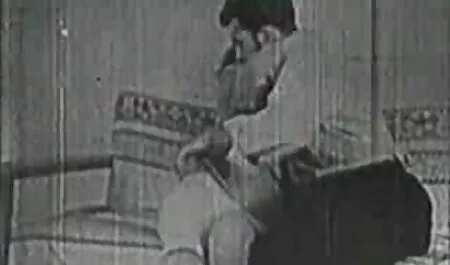 एक सुंदर कुतिया ने उसके बीएफ सेक्सी फिल्में मूवी मुँह में तीन लंड ले लिए