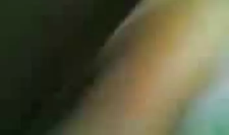 कुतिया अपने बड़े गधे के साथ एक डिक पर बैठता सेक्सी बीएफ वीडियो मूवी है