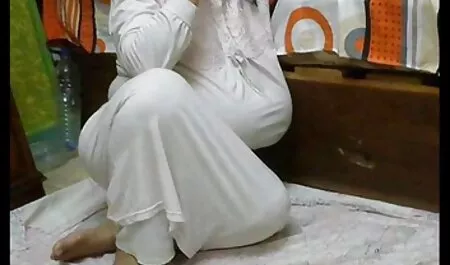 मेरे डिक कुतिया बीएफ सेक्सी मूवी फुल एचडी चूसना और गेंदों को चाटना
